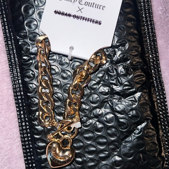 NWT Juicy Couture Gold Heart Pendant Chunky Chain Toggle Bracelet - Picture 3 of 3